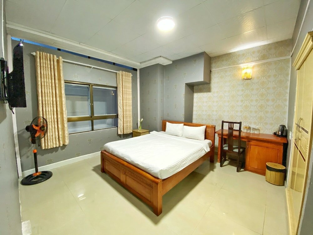 Фото Gold Night Hotel