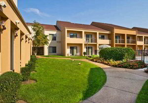 Гостиница Courtyard by Marriott Richmond West