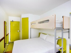 Гостиница ibis budget St Peters