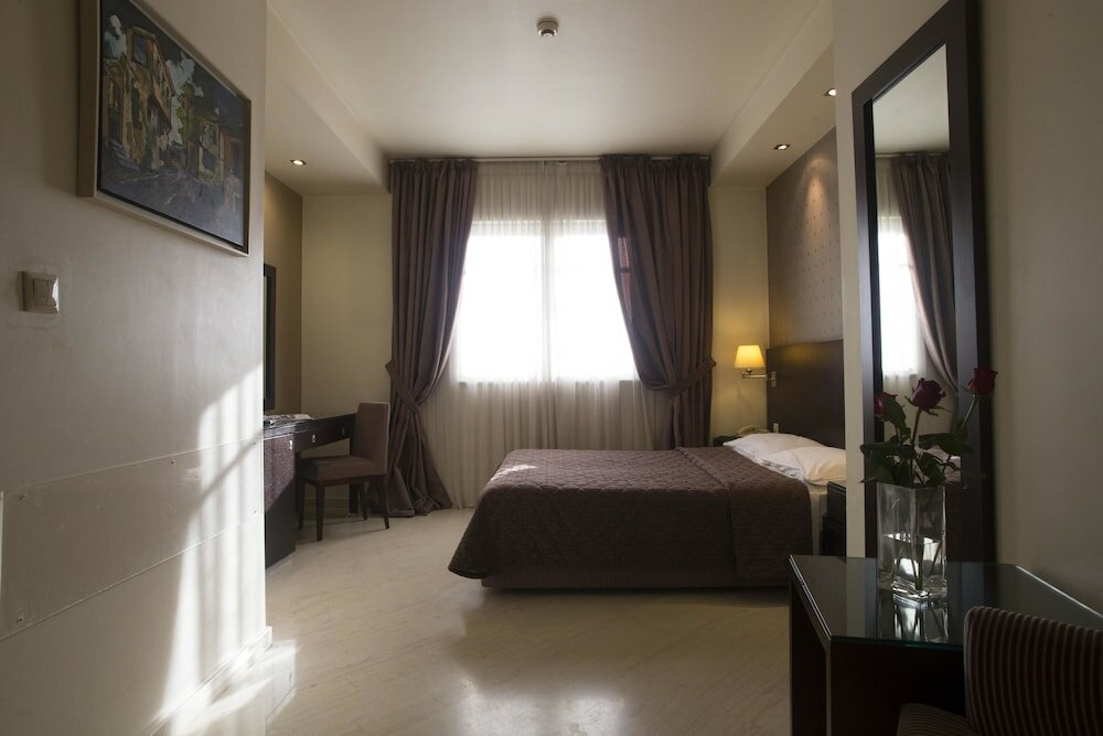 Фото The Tobacco Hotel