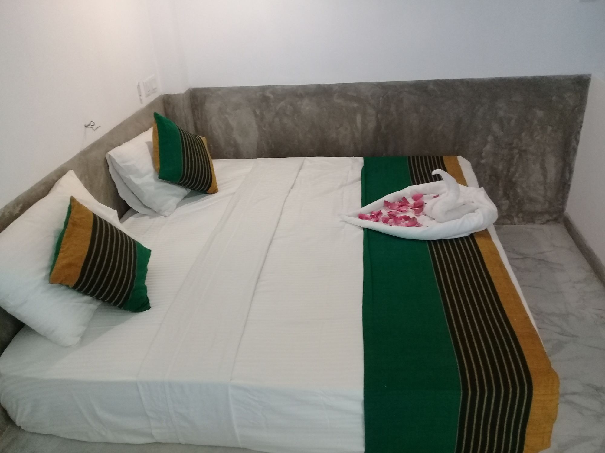 Фото Гостевой Дом Kutumbaya Resort