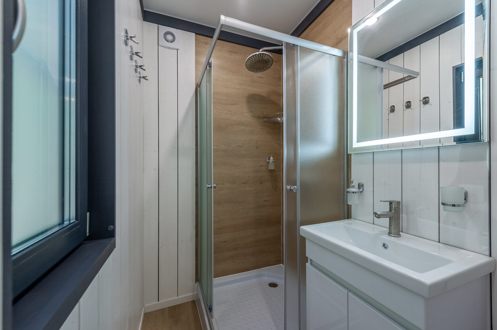 Фото Глэмпинг След Лося