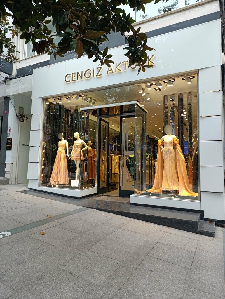 صالون فساتين السهرة Cengiz Akturk Nisantasi ، اسطنبول، صورة
