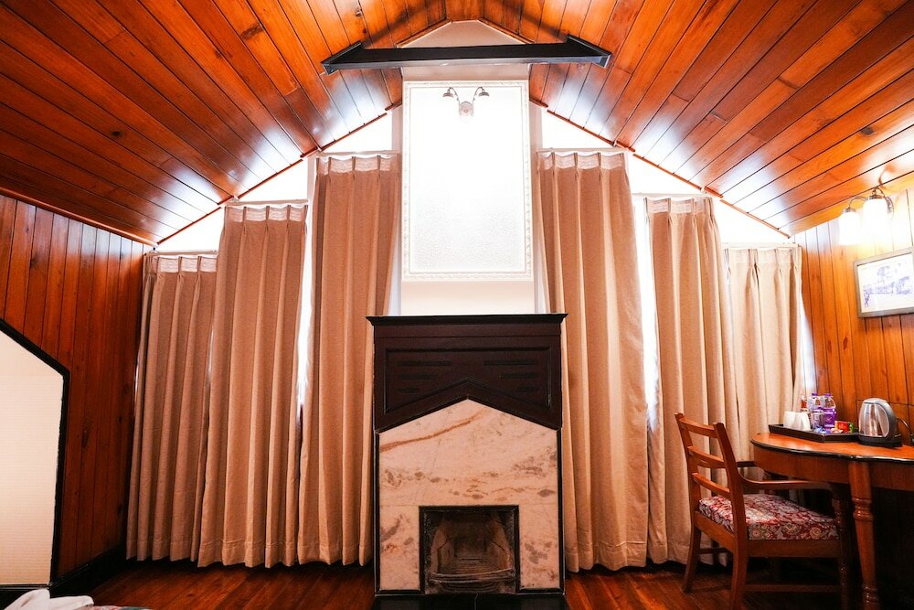 Фото Orsino Resort Mall Road