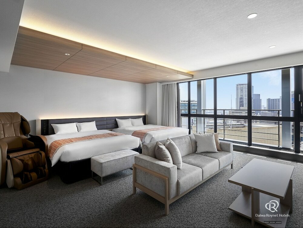 Фото DaiwaRoynetHotel Kobe-Sannomiya Premier
