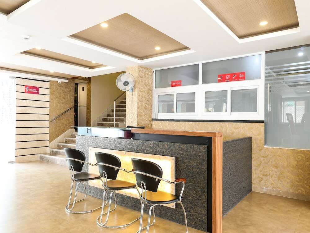 Фото Oyo 14244 Loya Legend