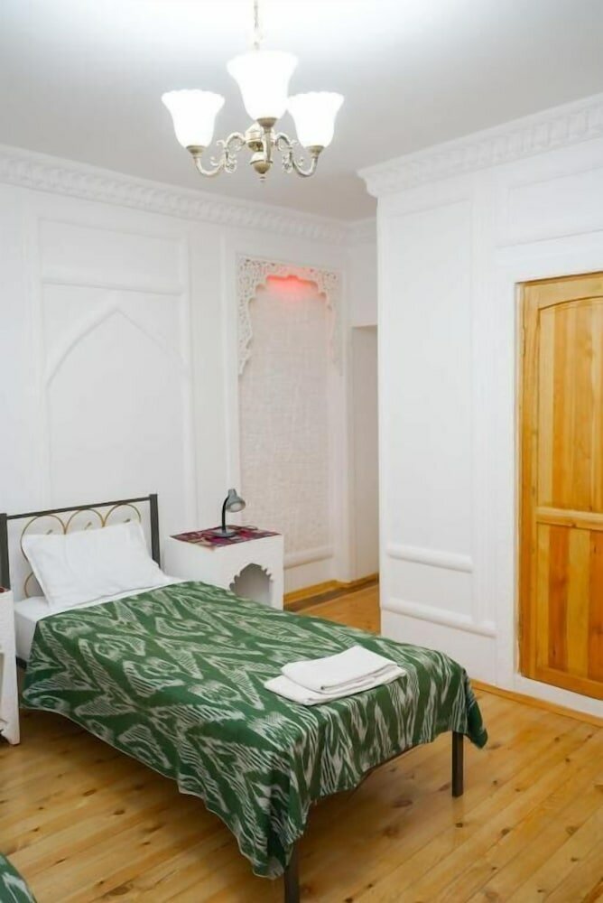 Фото B-house