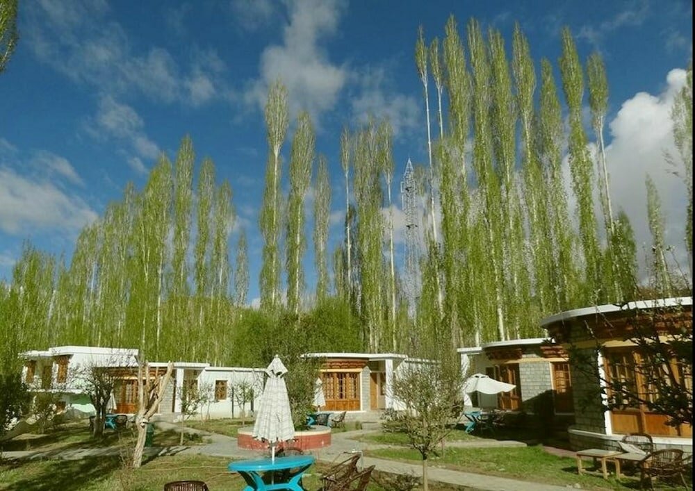 Фото Tih Royal Heritage Resort