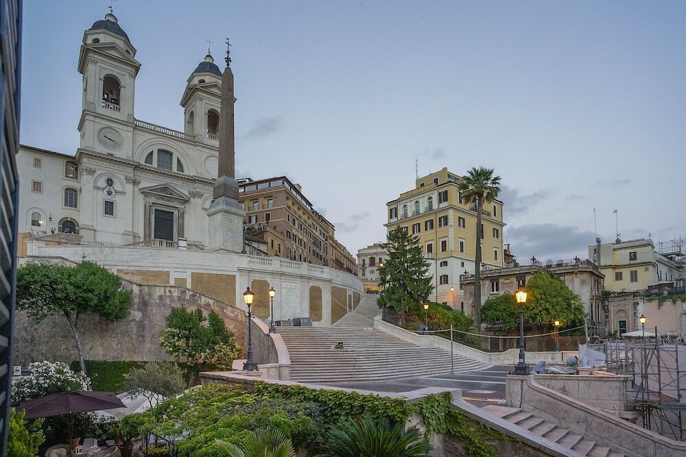 Фото Les Diamants Spanish Steps Suite