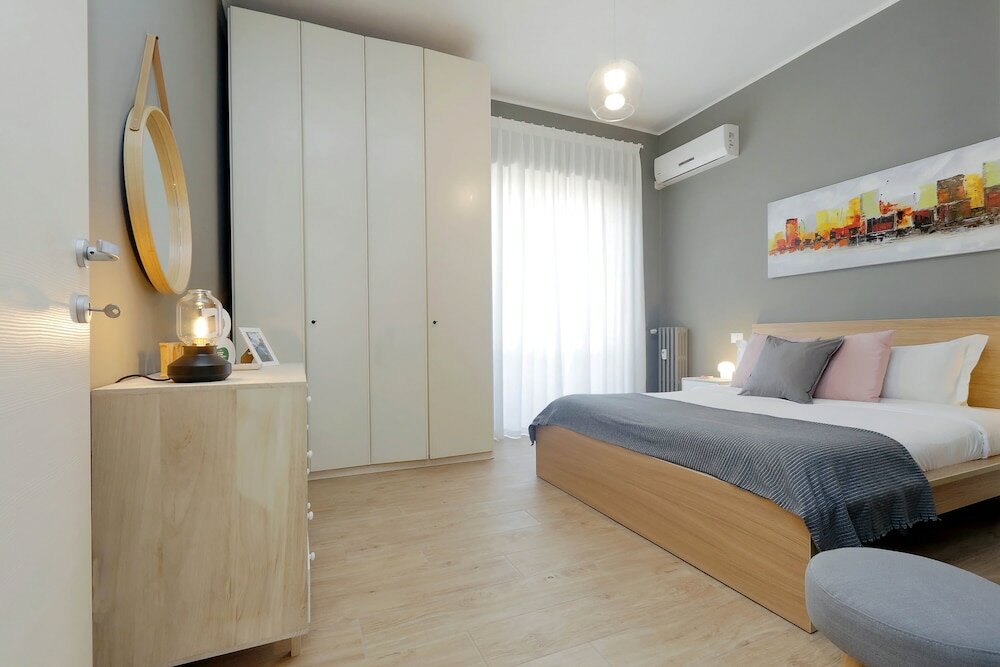 Фото The Place to Be