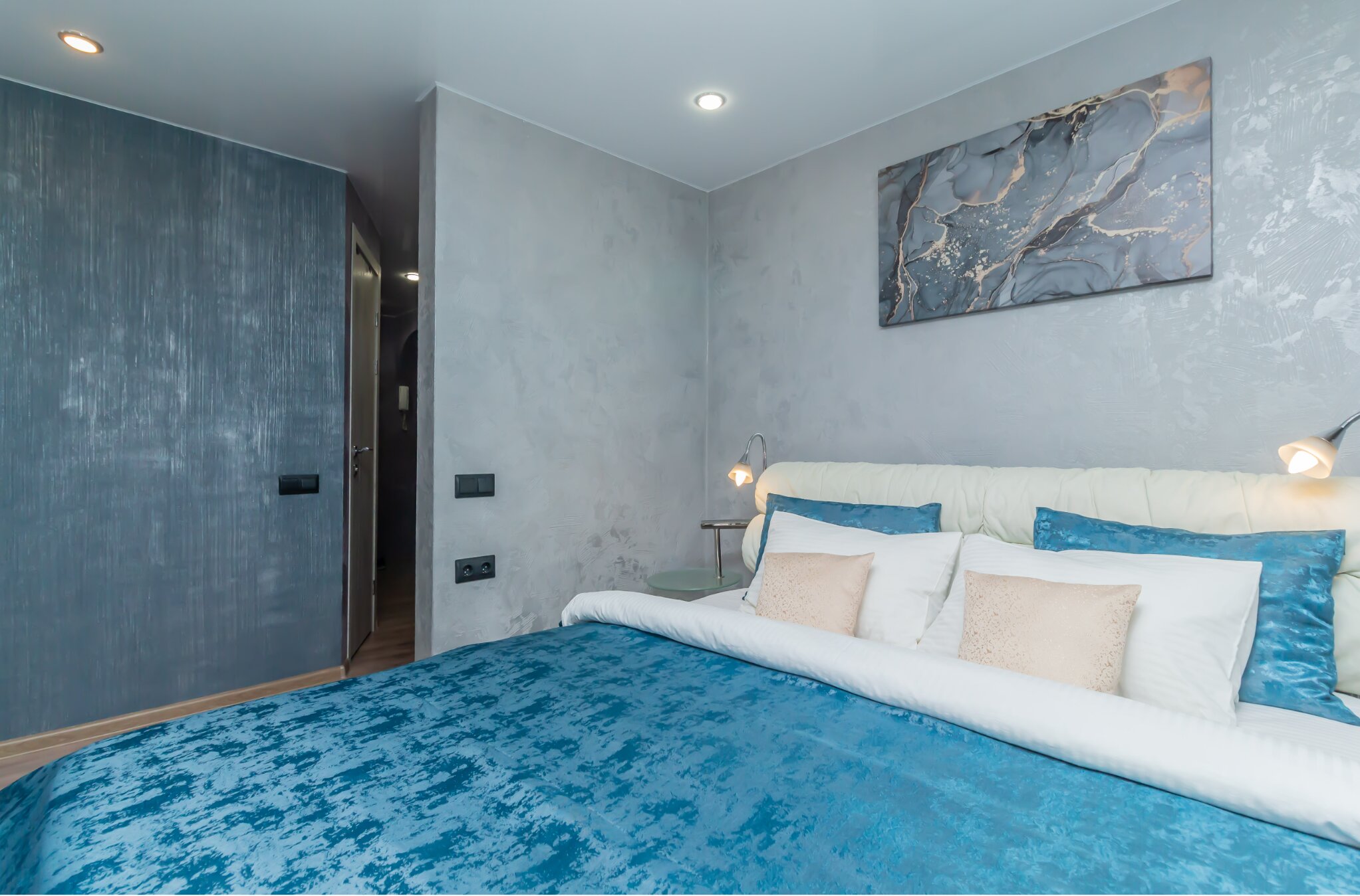 Фото МОИАпарт на улице Коммуны 86