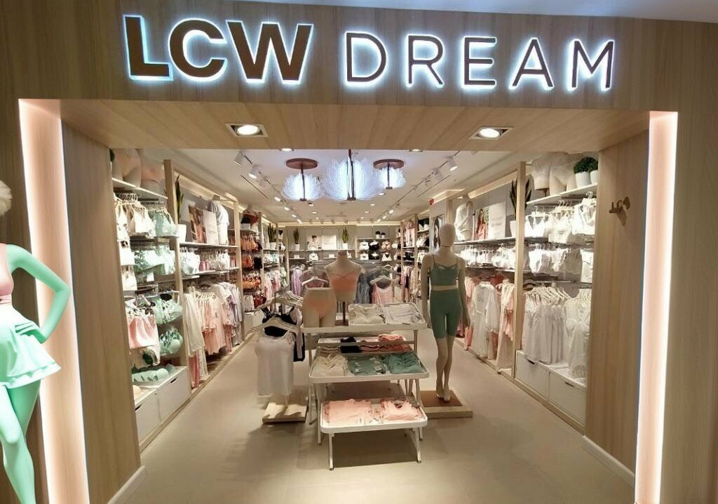 Clothing store LC Waikiki Türkiye, Isparta, photo