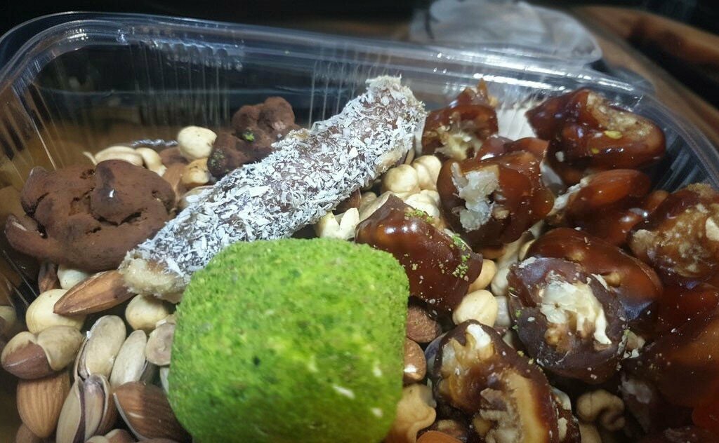 Nuts, snacks, dried fruits Darende Nuts, Kayseri, photo