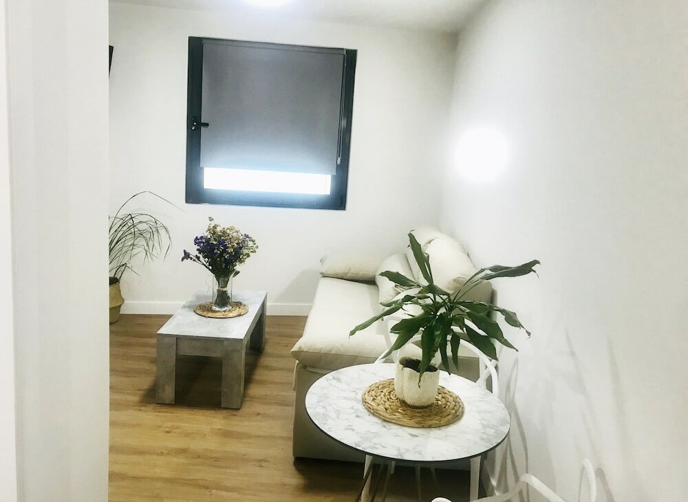 Фото Apartmentos Santander Maliaño Suites 3000