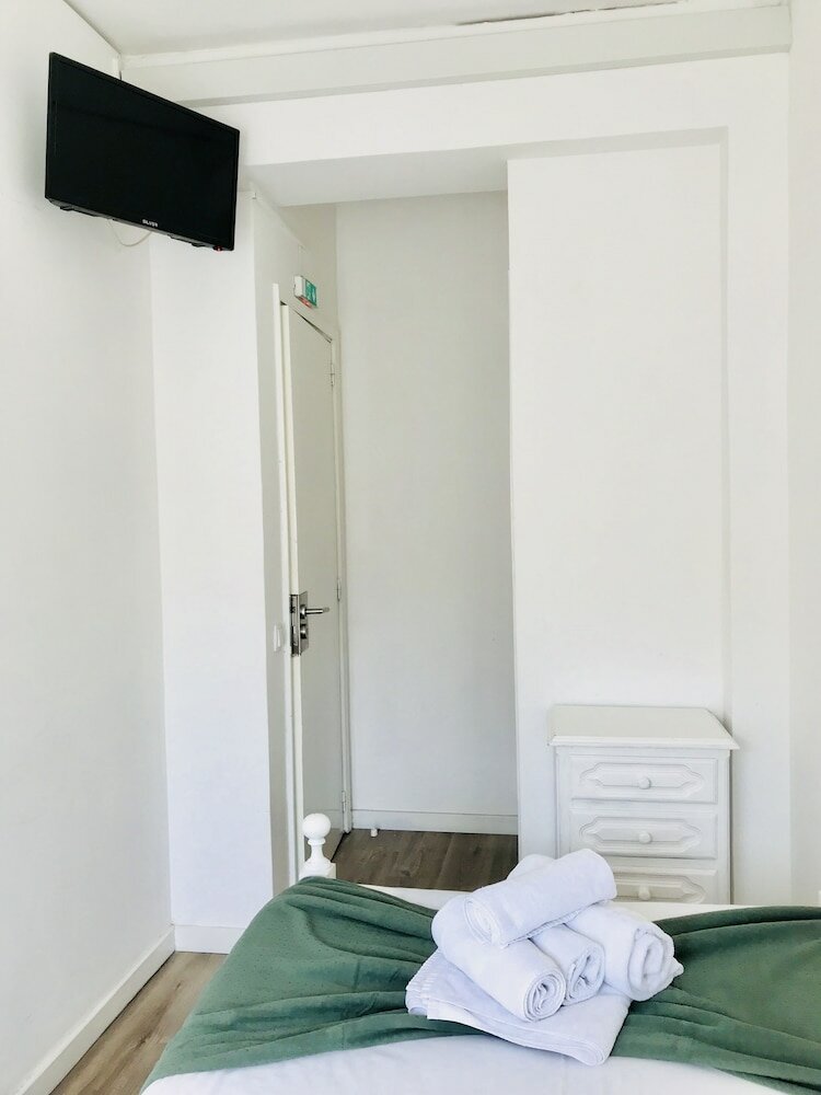 Фото Mirandesa Guesthouse