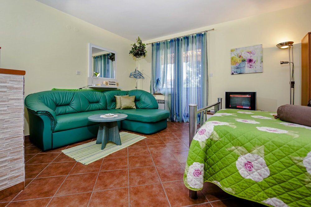 Фото Apartments and Room Rina