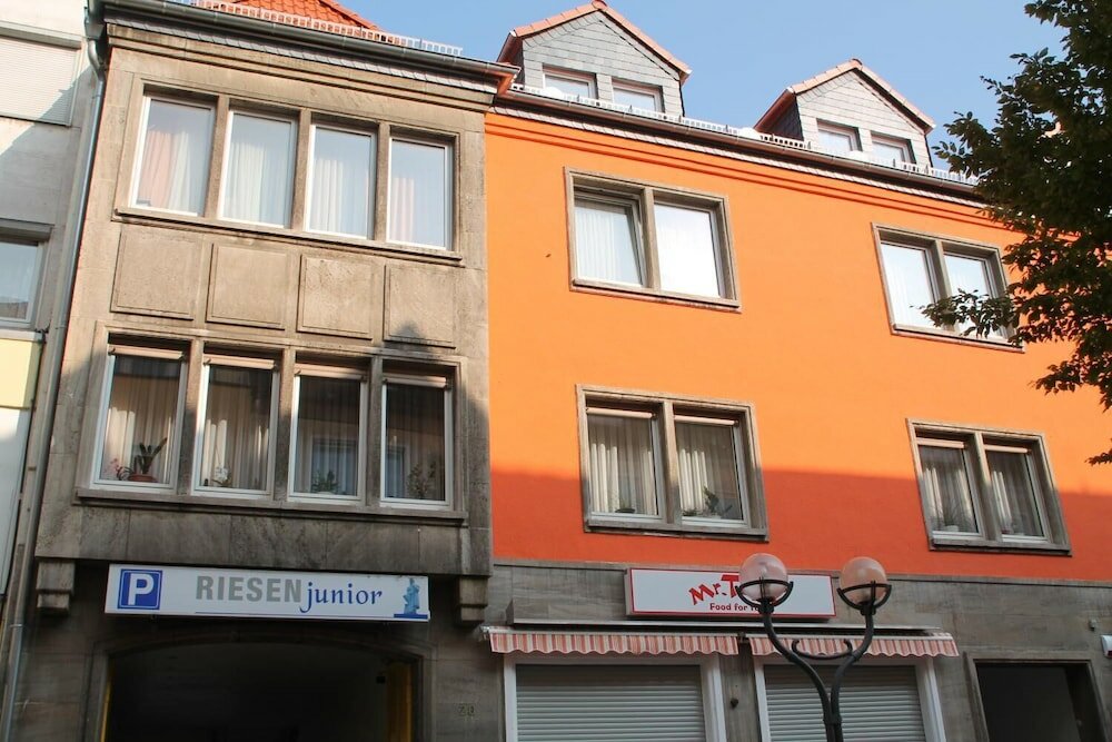 Фото Hotel RIESENJunior by Trip Inn