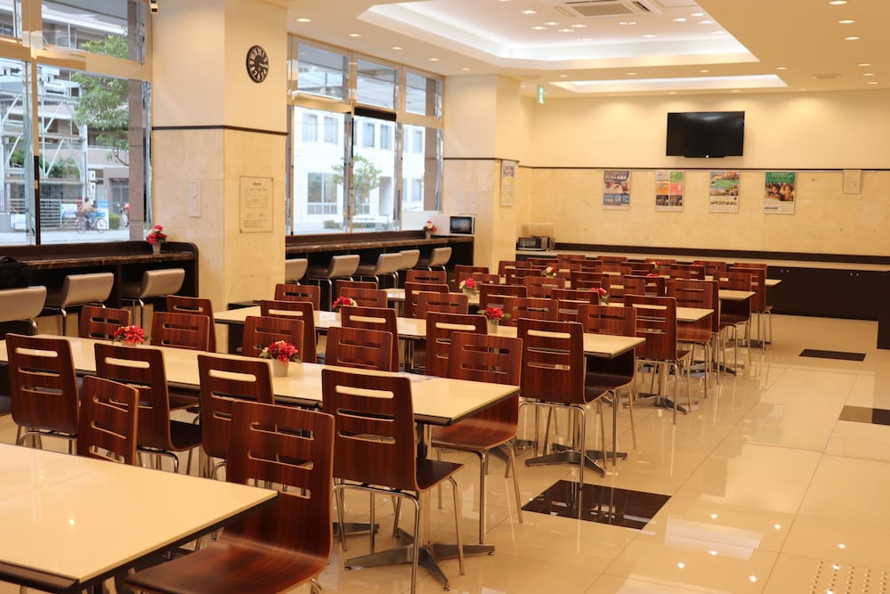 Фото Toyoko Inn Osaka Tenjimbashi-suji Rokuchome