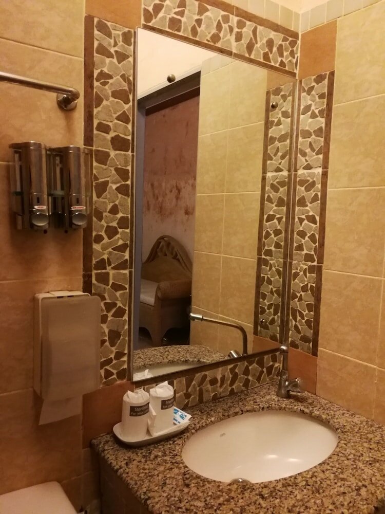 Фото Palm Chalet Resort