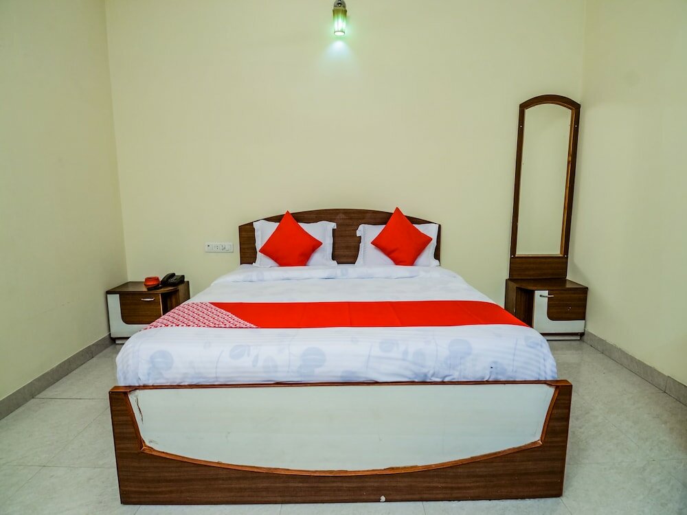 Фото Oyo 18825 Hotel Akshey