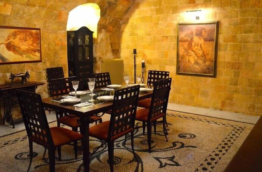 Фото Medieval Villa