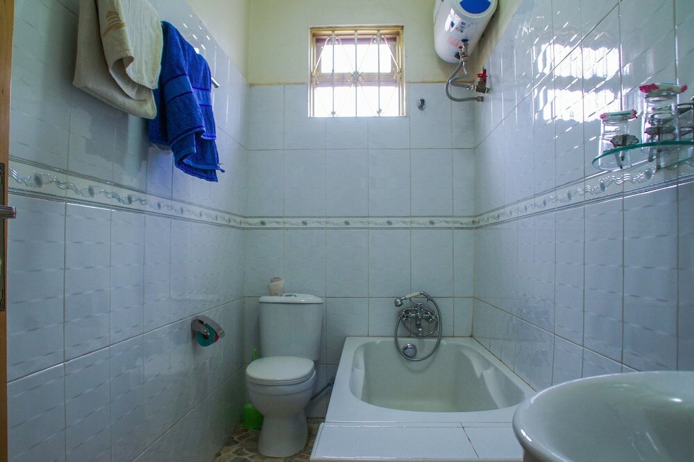 Фото Capricon Executive Hotel