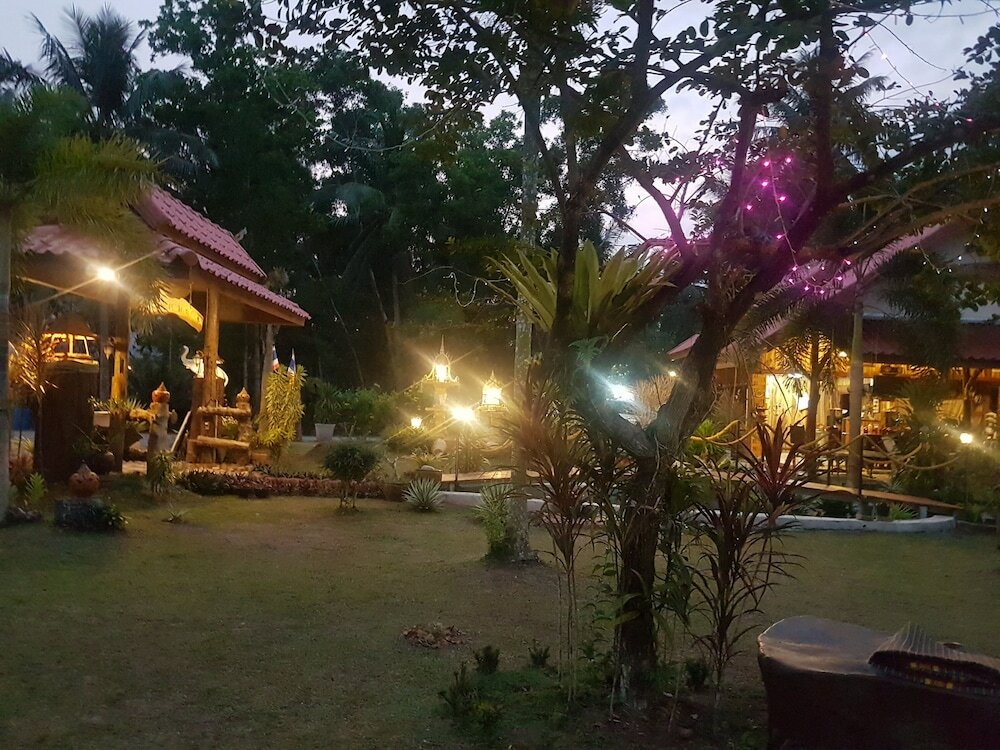 Фото Netlada Resort