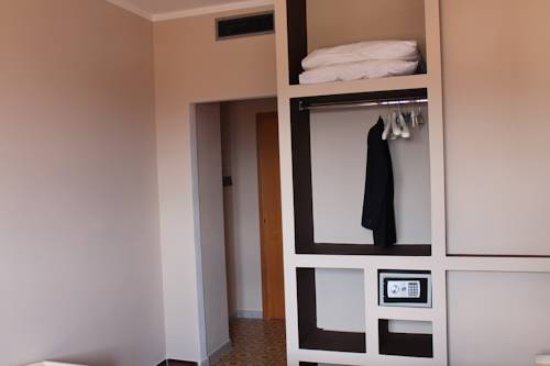 Фото Hotel Mediterraneo