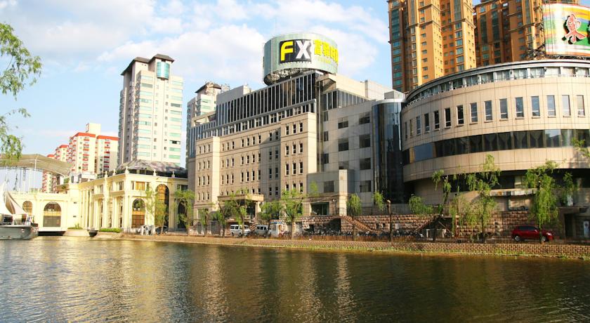 Фото отеля 1