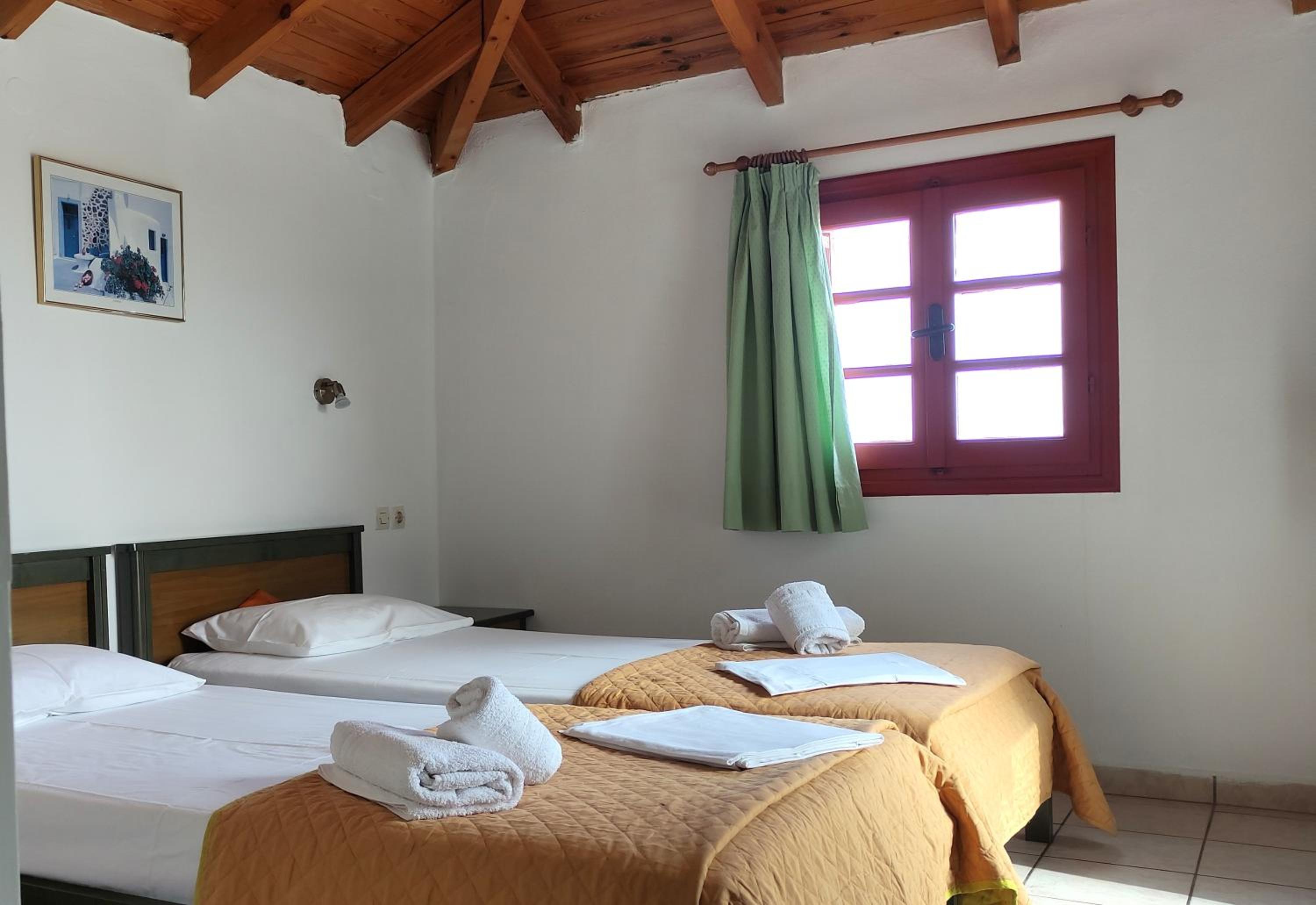 Фото Elina Apartments Gouves