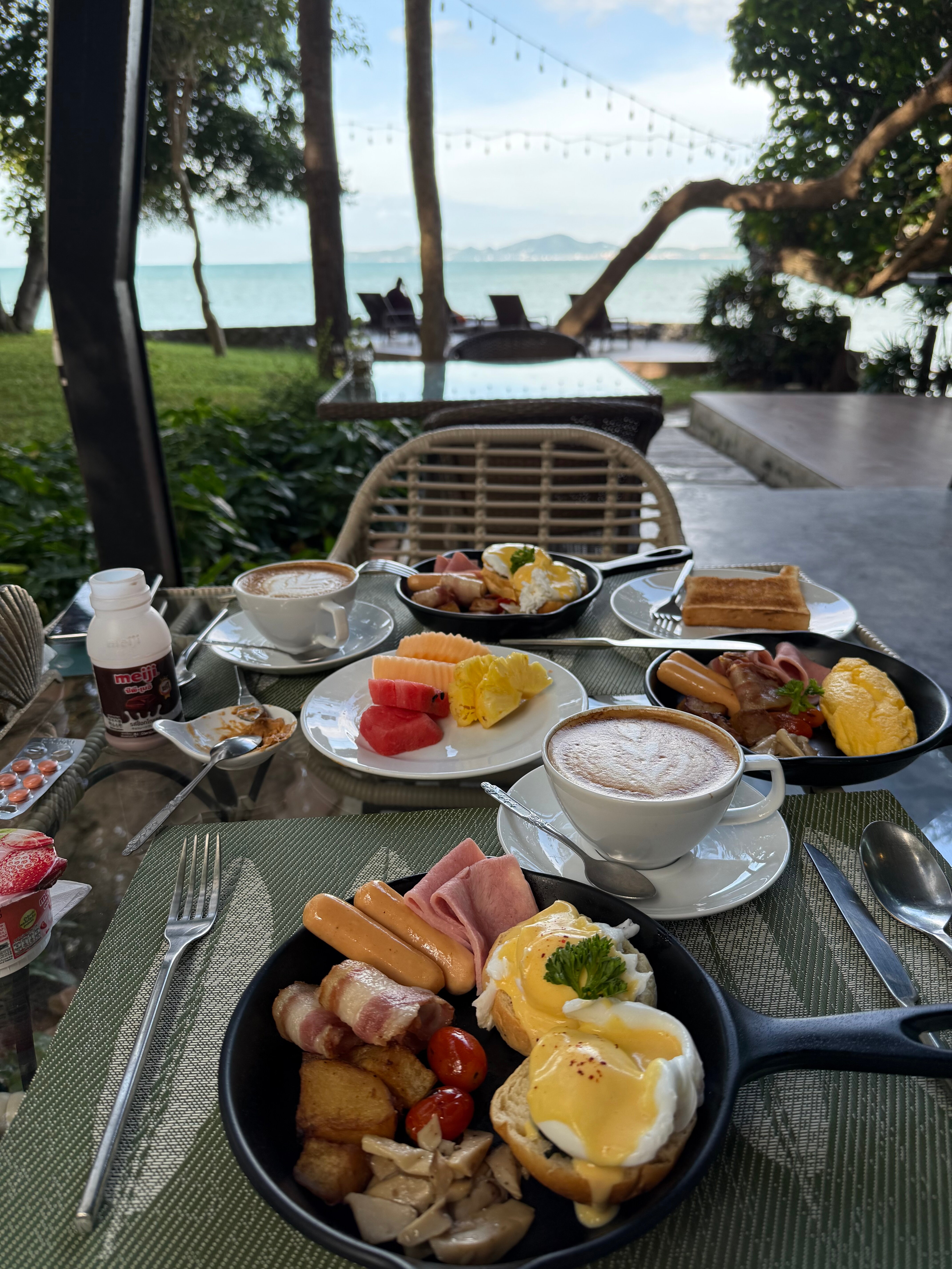 Фото The Monttra Pattaya