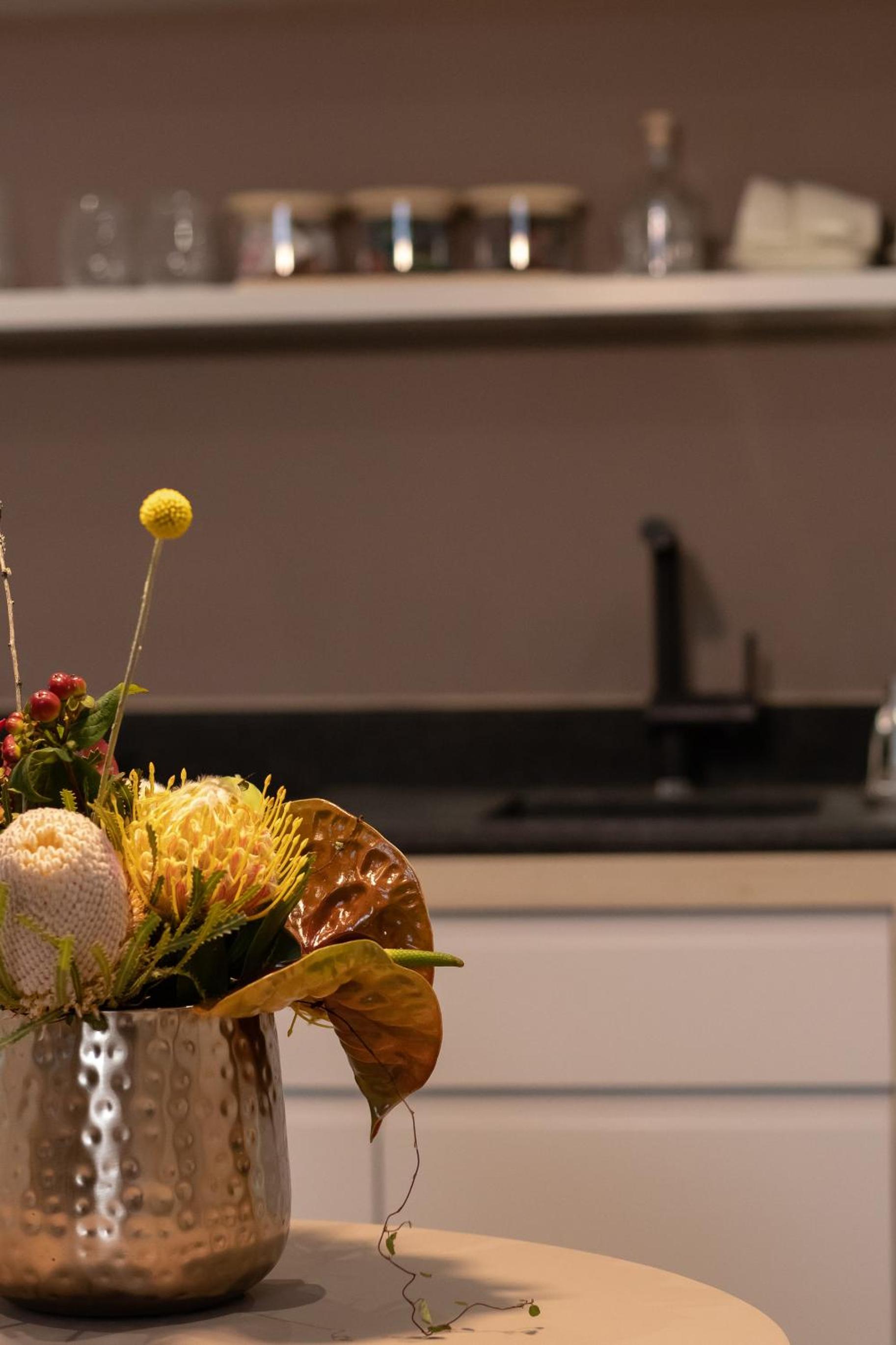 Фото Heritage House