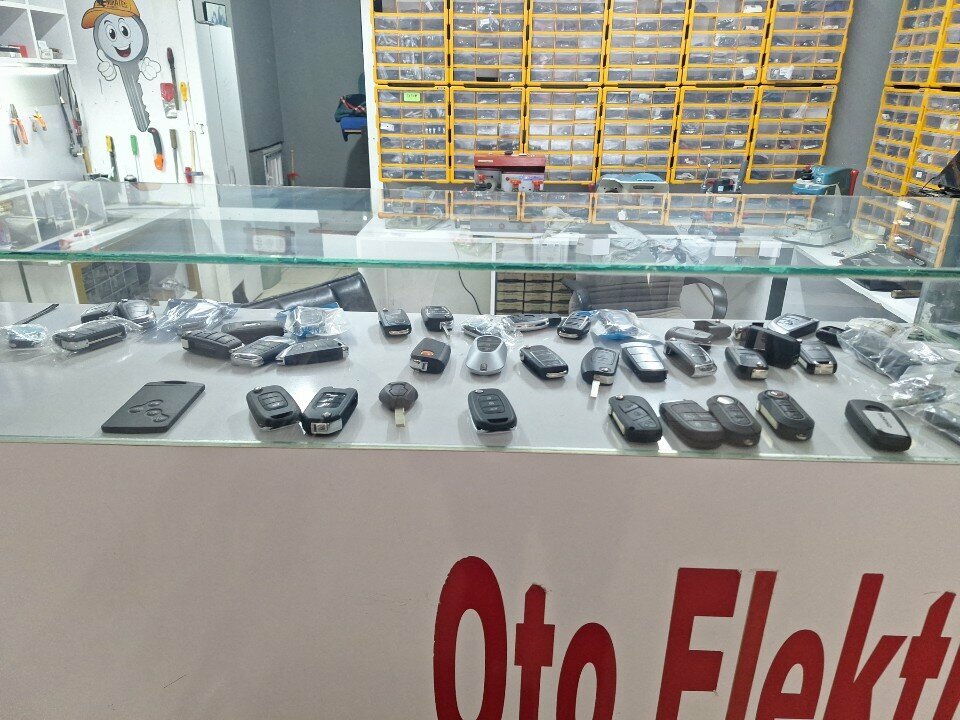 Car keys Oto Anahtar, Antalya, photo