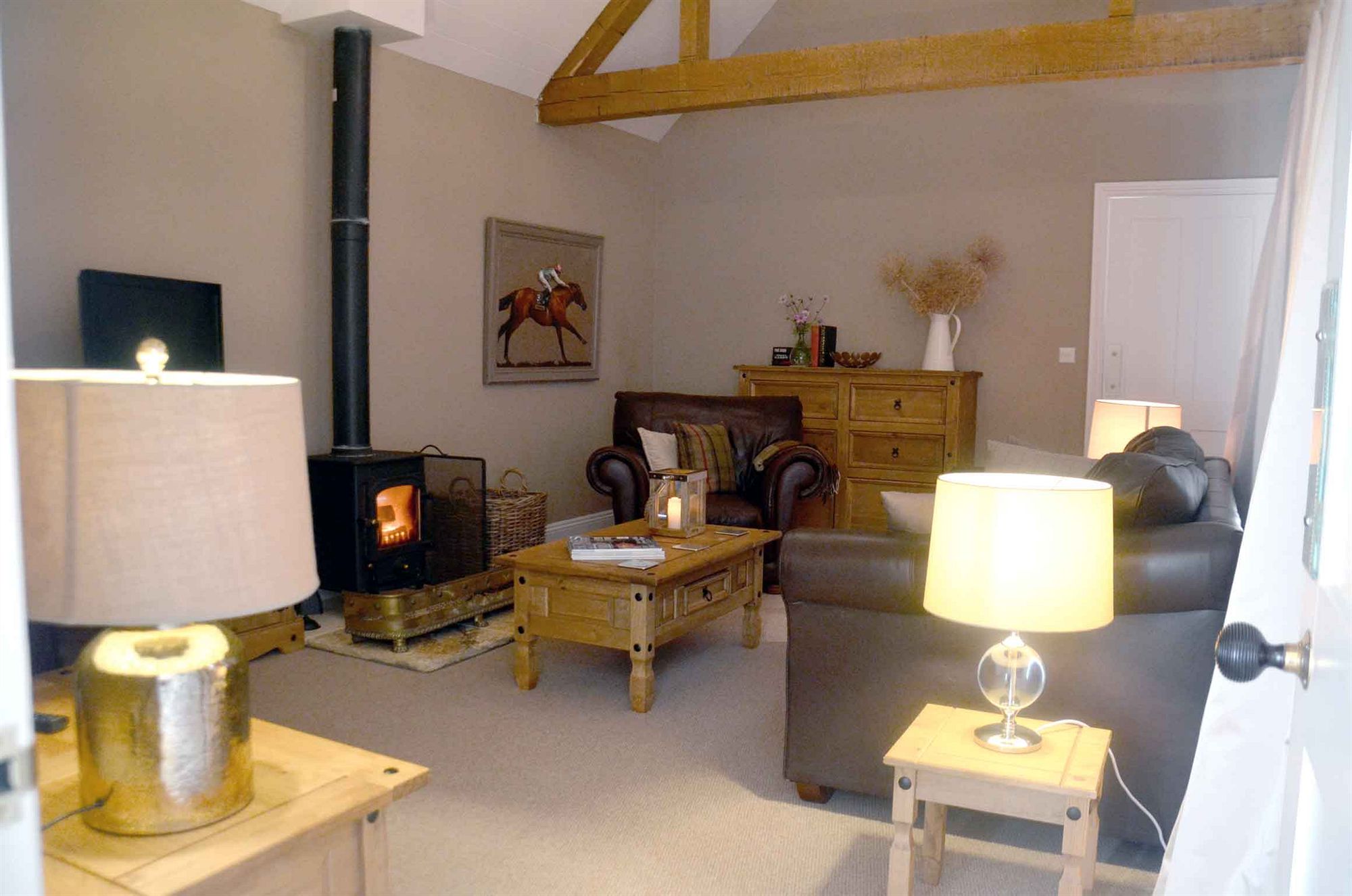 Фото Stonehenge Cottages