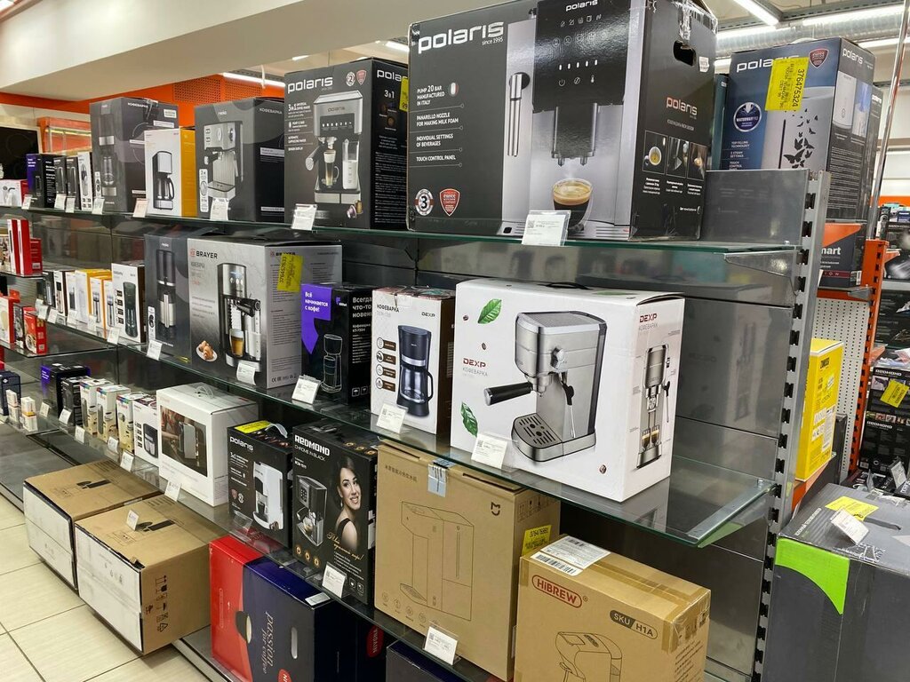 Electronics store DNS, Moscow, photo