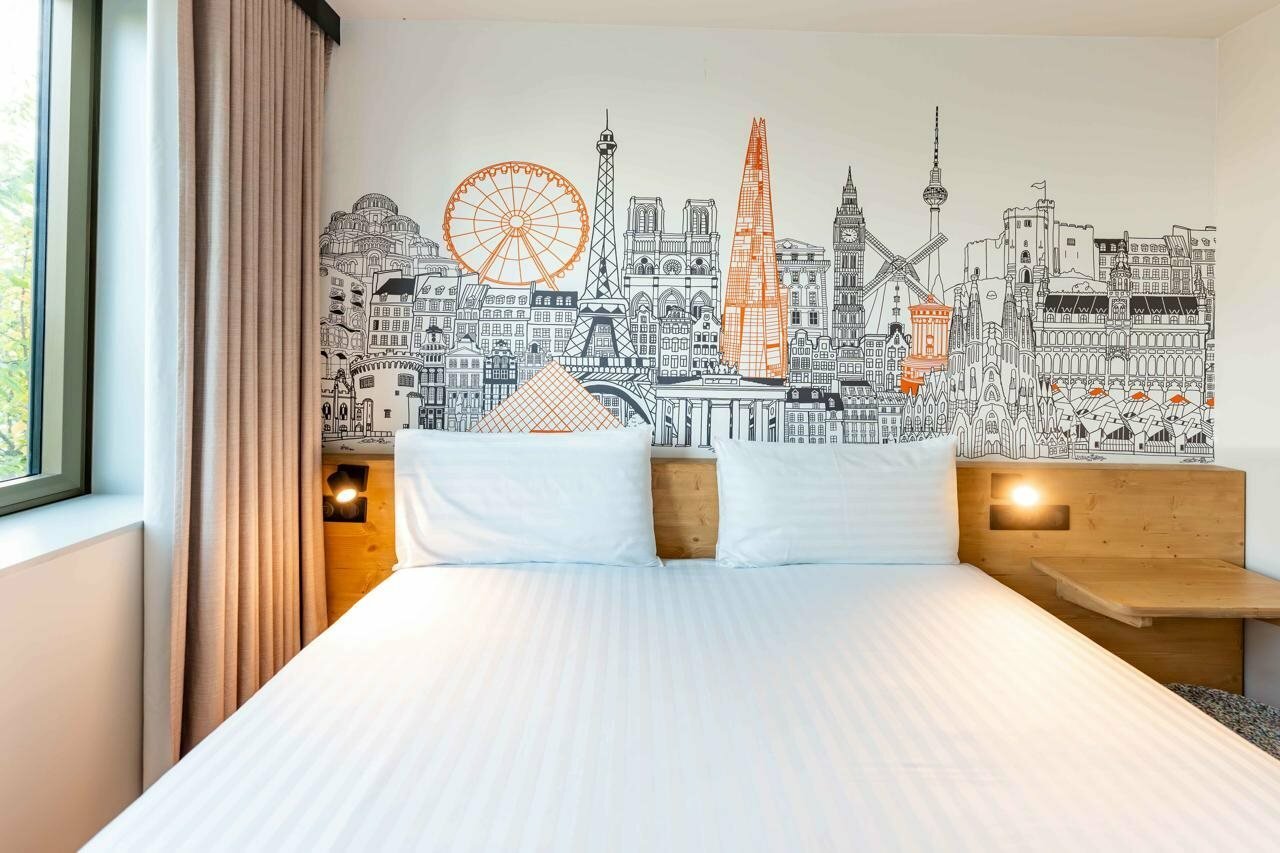 Фото EasyHotel Barcelona La Sagrera