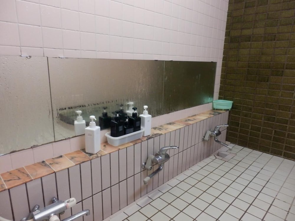 Фото Kikunoya Ryokan