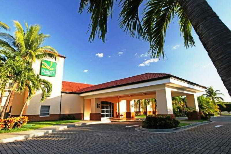 Гостиница Quality Hotel Real Aeropuerto