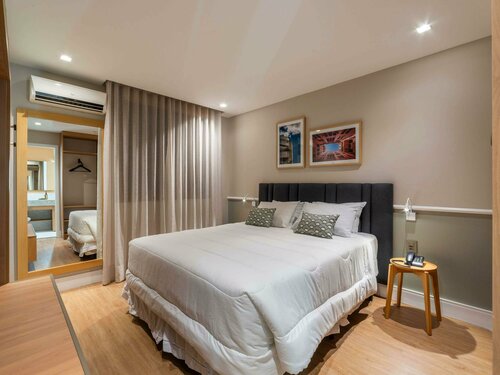 Гостиница Manhattan Porto Alegre by Mercure в Порту-Алегри