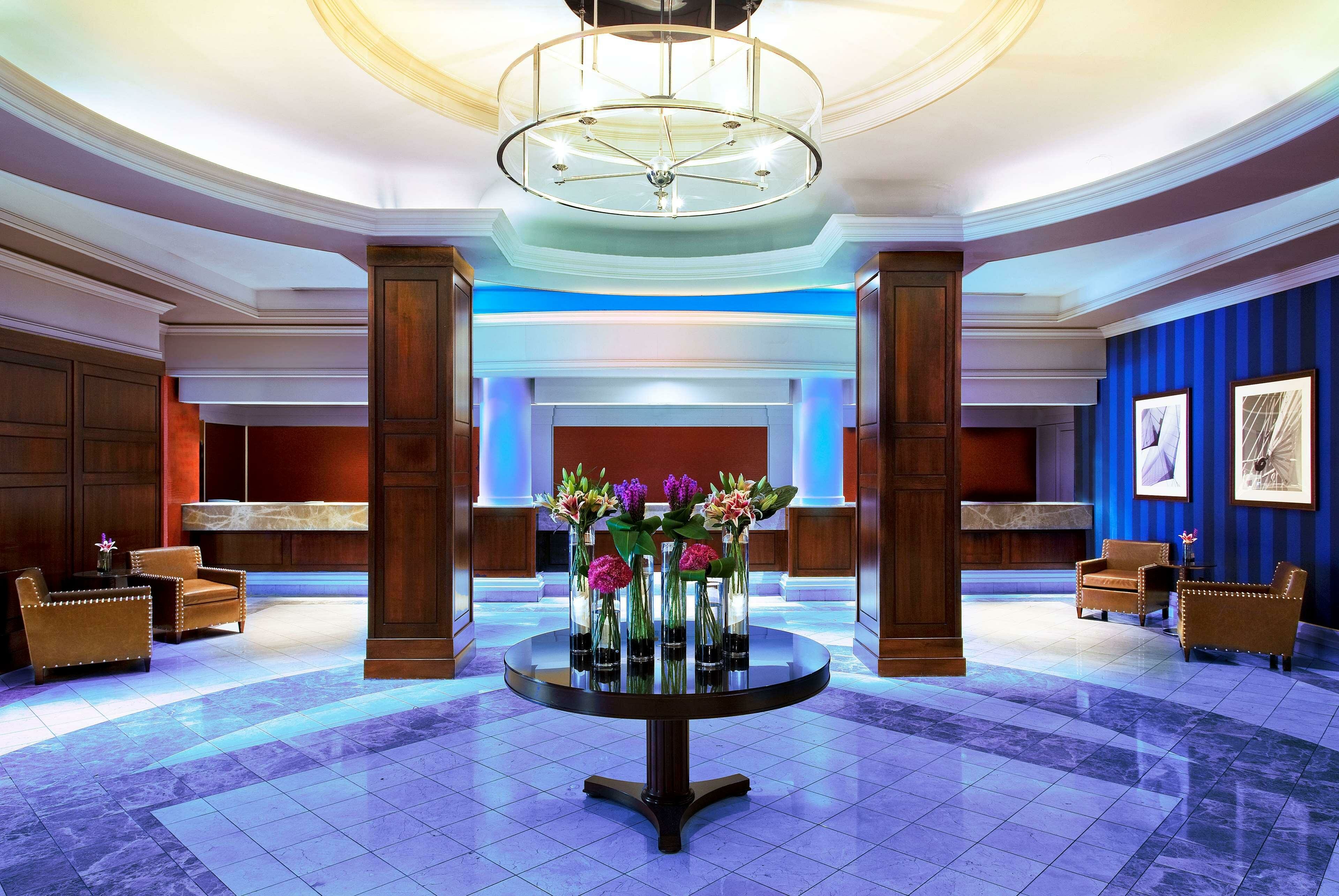 Фото Radisson Hotel Baltimore Downtown - Inner Harbor