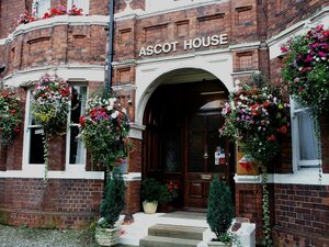 Гостиница Ascot House в Йорке