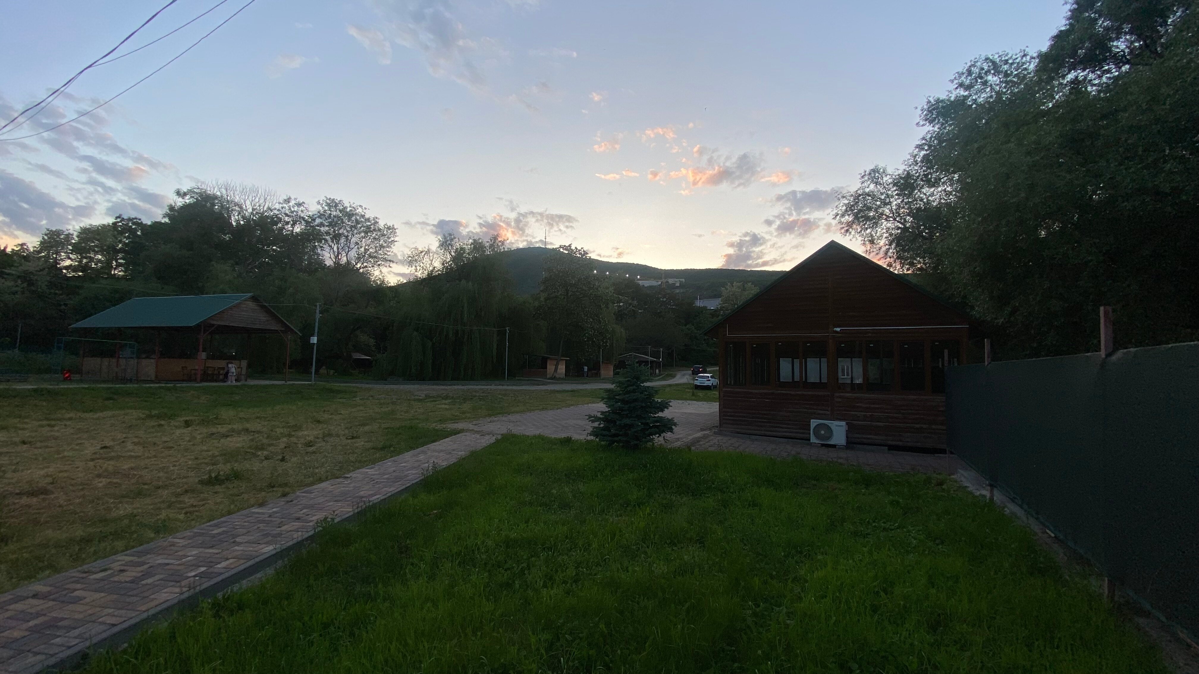 Фото У озера