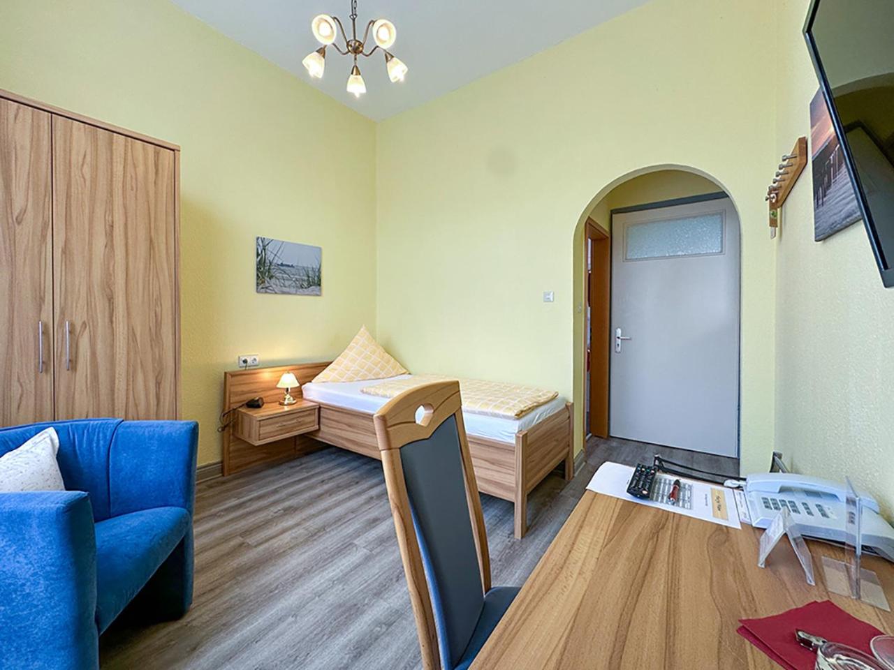 Фото Hotel Graf Waldersee