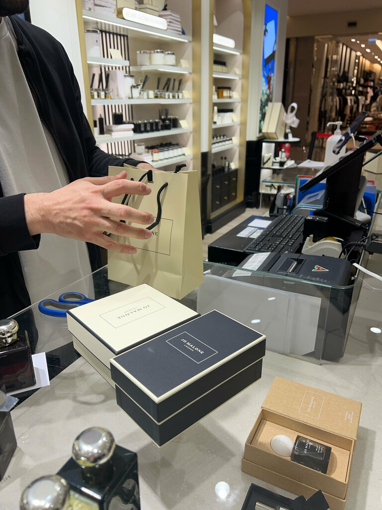 Perfume and cosmetics shop Jo Malone, Istanbul, photo