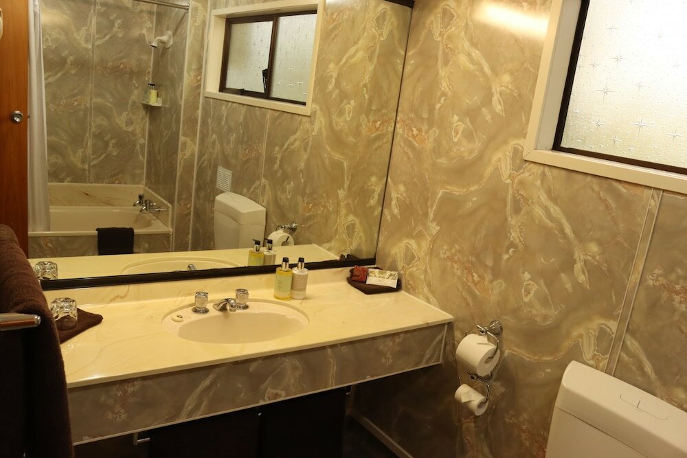 Фото Beetham Park Motel