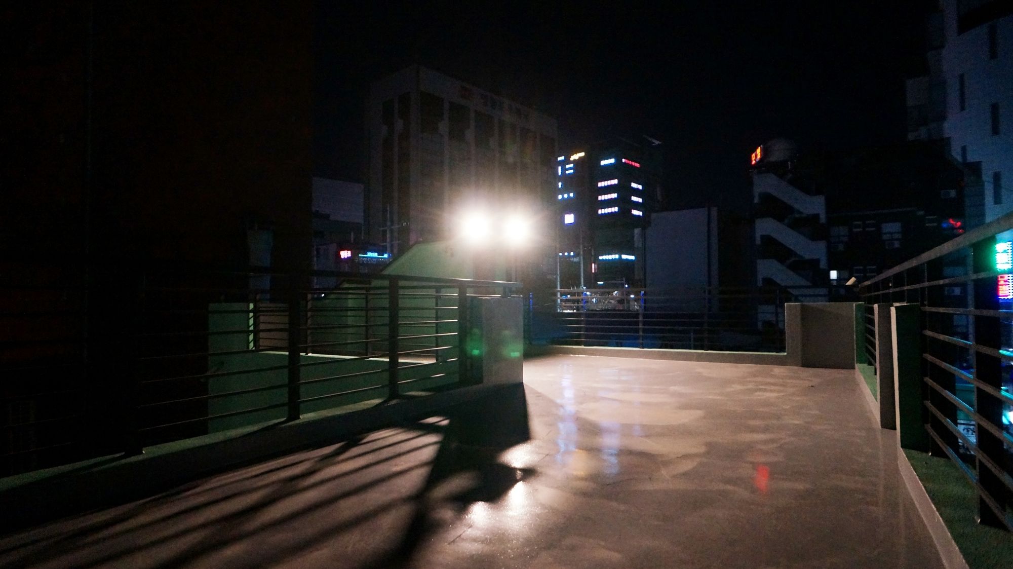 Фото Capsule Majung