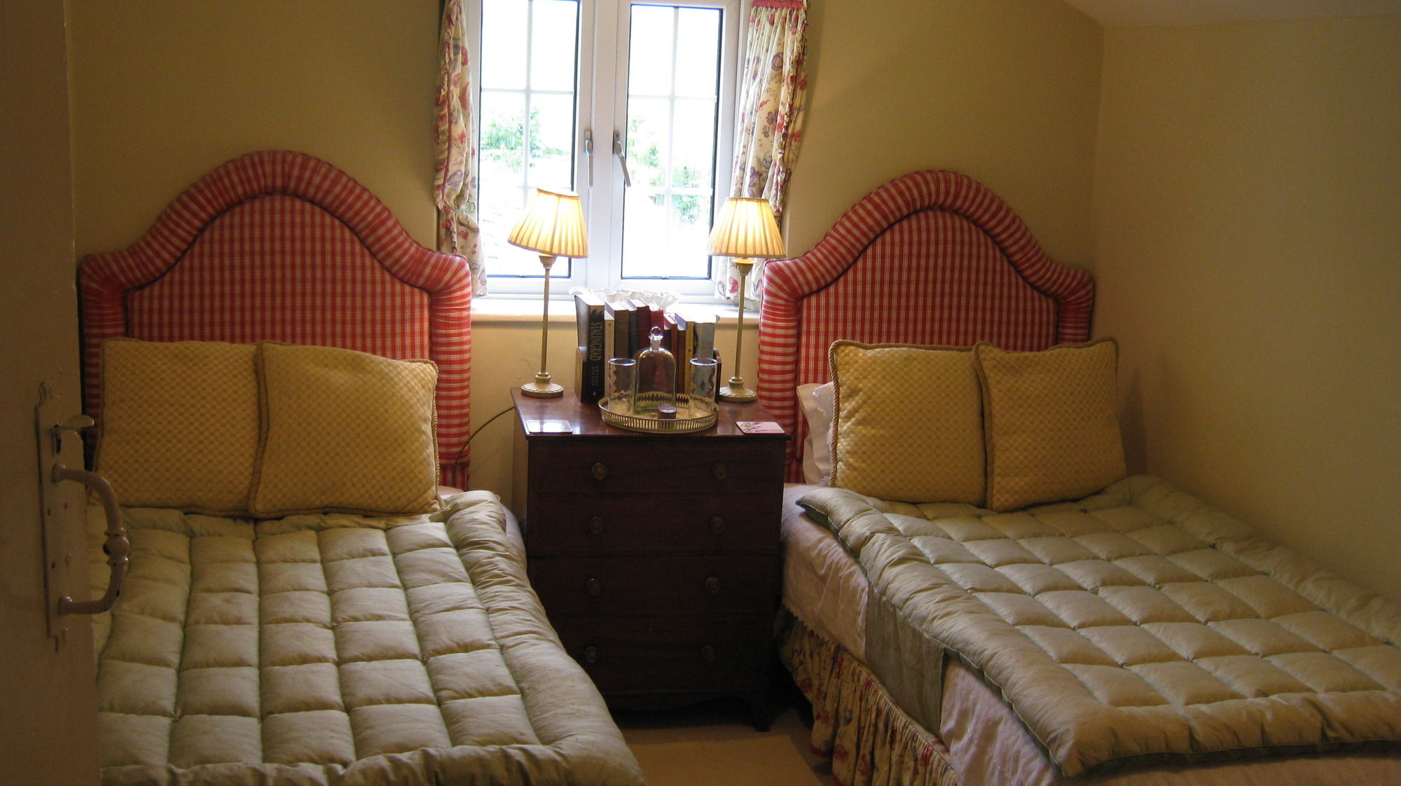 Фото Hollamoor Farm B&b