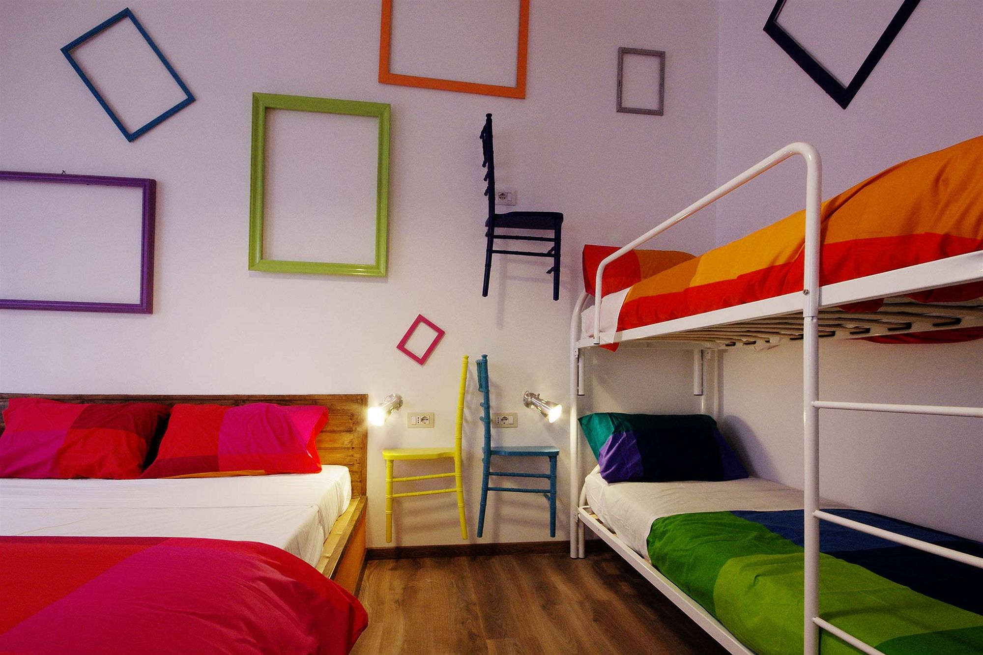 Фото Cineroma Guesthouse