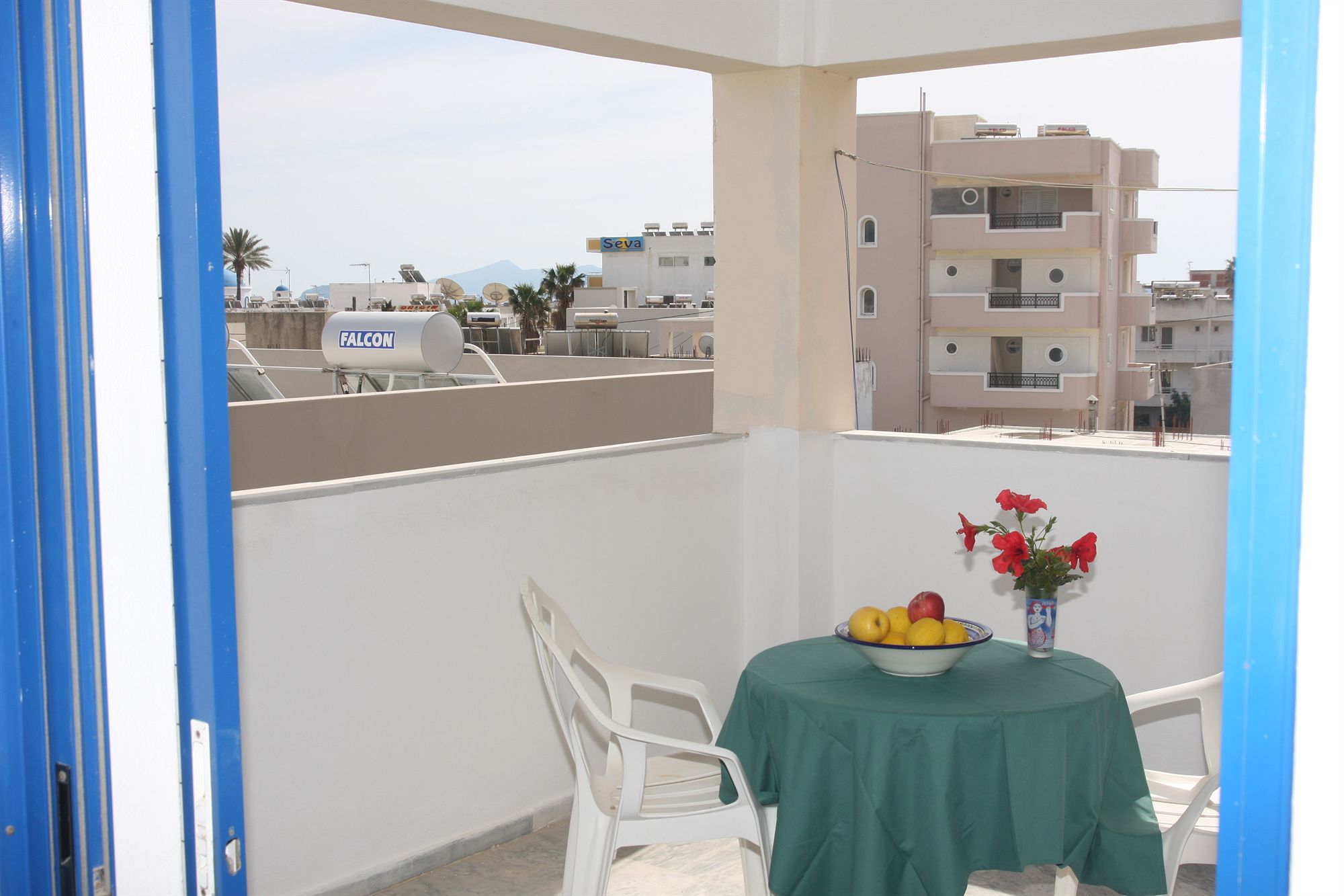 Фото Kaloxenia Apartments