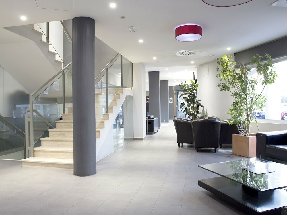 Фото Hotel Uve Alcobendas